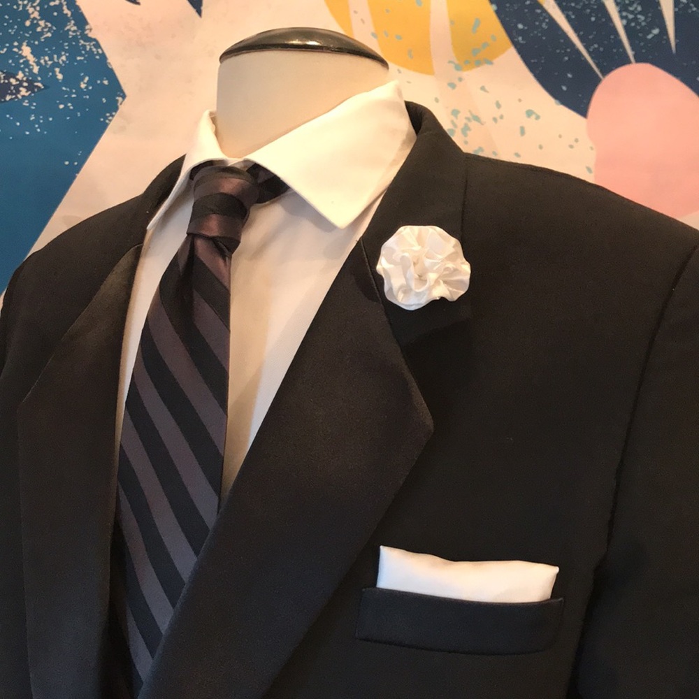 Emuo Bruzzi Tuxedo Coat - image 2